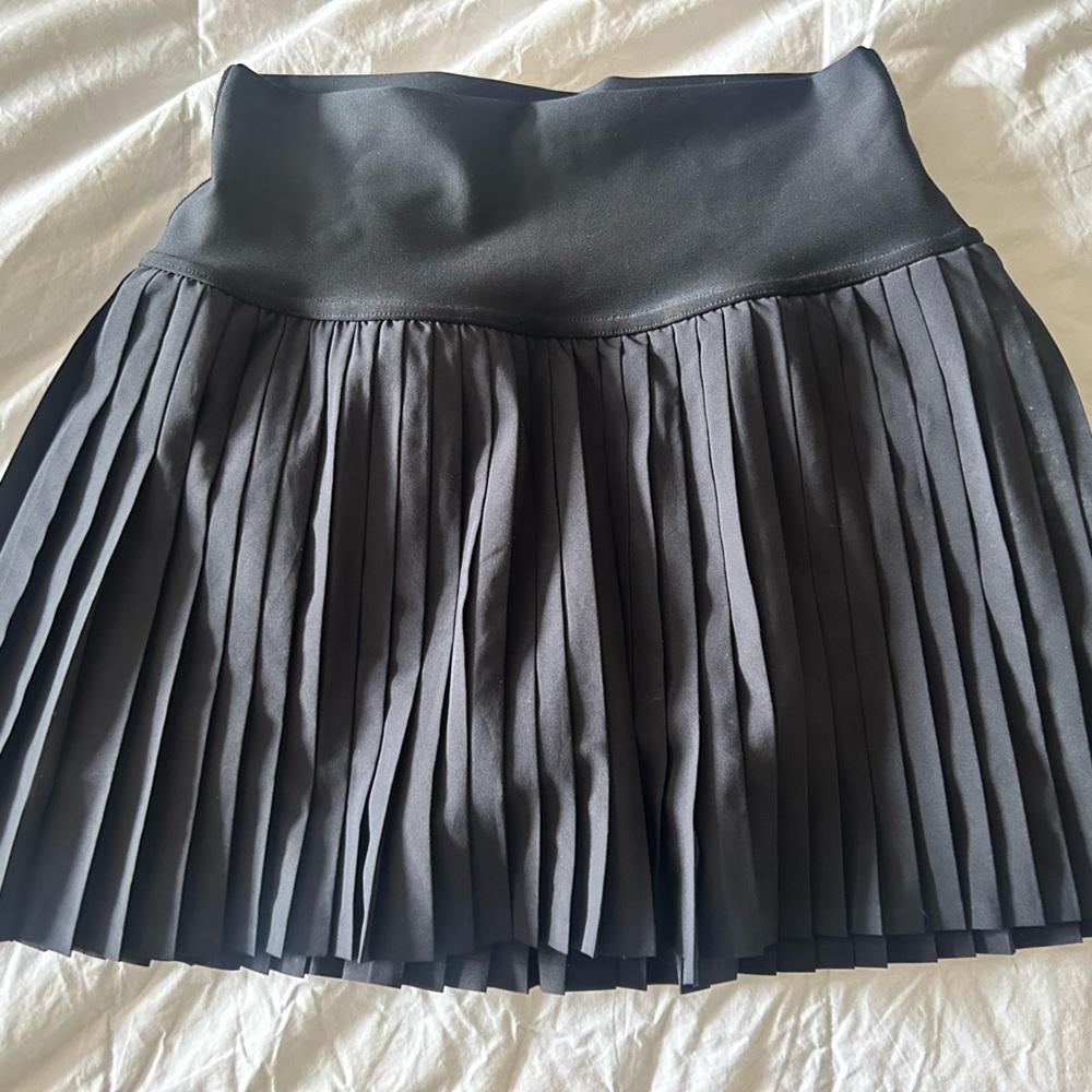 ALO Yoga Black Pleated Mini Skirt